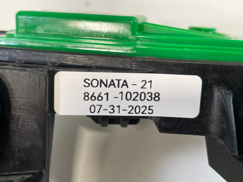 Load image into Gallery viewer, 20-22 HYUNDAI SONATA FUEL GAS TANK FILLER DOOR LID LOCK LATCH ACTUATOR # 102038