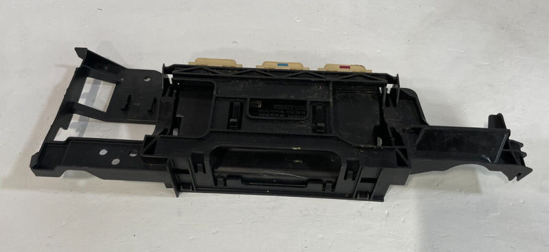 Load image into Gallery viewer, 17-19 INFINITI QX30 FRONT LEFT SIDE POWER SEAT CONTROL MODULE W/ BRACKET # 89378