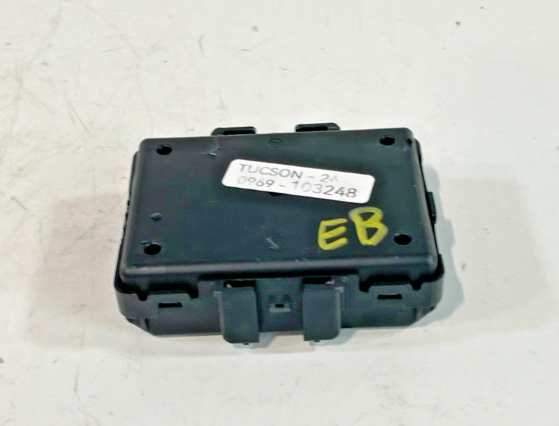 Load image into Gallery viewer, 22-25 HYUNDAI TUCSON IGNITION IMMOBILIZER LOCKING CONTROL MODULE UNIT # 103248