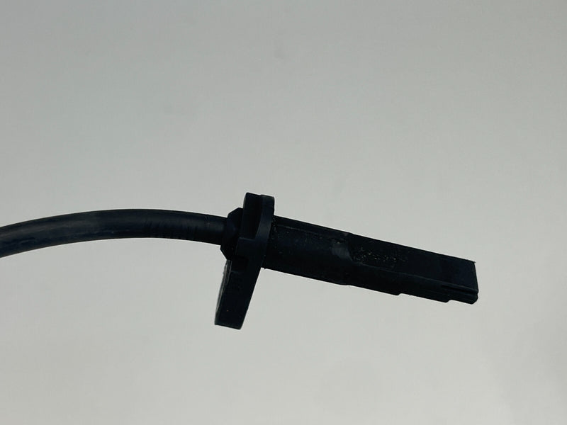 Load image into Gallery viewer, 11-15 INFINITI G25 G37 Q40 Q60 FRONT LEFT/RIGHT ABS WHEEL SPEED SENSOR # 88119ZZ