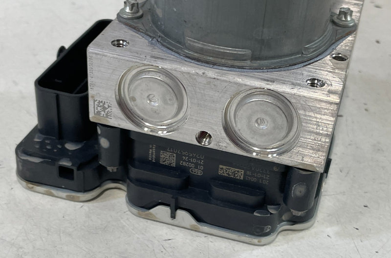 Load image into Gallery viewer, 21-24 TOYOTA CAMRY FWD ABS ANTI LOCK BRAKE PUMP CONTROL MODULE UNIT 2.5L # 99430