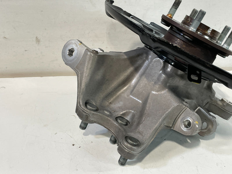 Load image into Gallery viewer, 2020-25 HYUNDAI PALISADE FWD REAR RIGHT SPINDLE KNUCKLE W/ BEARING HUB # 102280