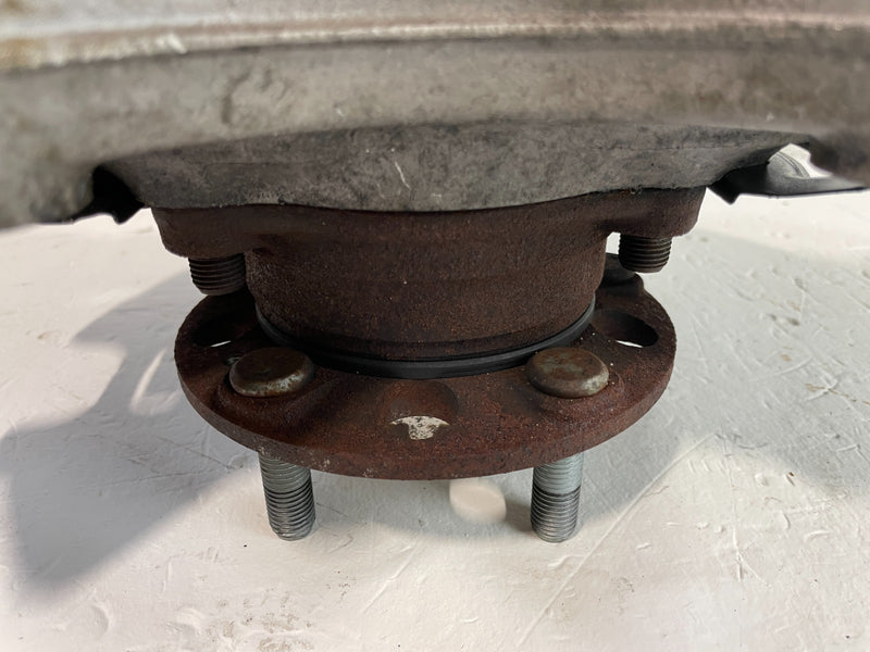 Load image into Gallery viewer, 2020-25 HYUNDAI PALISADE AWD FRONT LEFT SPINDLE KNUCKLE W/ BEARING HUB # 104754