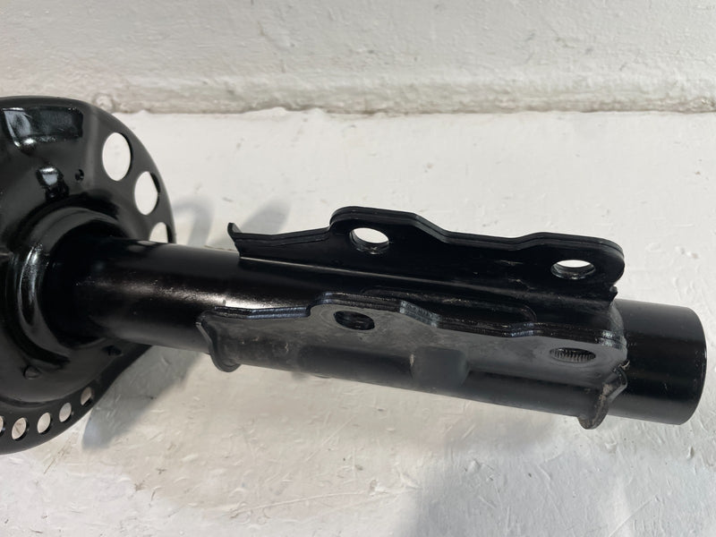 Load image into Gallery viewer, 2020-2025 CADILLAC CT5 RWD FRONT RIGHT SIDE SHOCK STRUT ABSORBER 2.0L # 104995