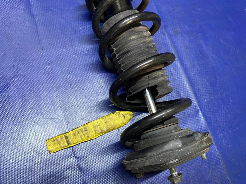 Load image into Gallery viewer, 2003 - 2008 NISSAN 350Z FRONT RIGHT SIDE SHOCK STRUT SPRING ABSORBER # 77393