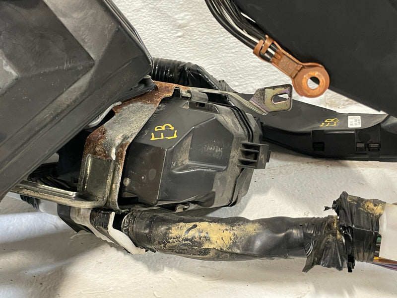Load image into Gallery viewer, 2017 - 2019 INFINITI Q50 ENGINE ROOM BAY WIRE WIRING HARNESS 3.0L # 100441