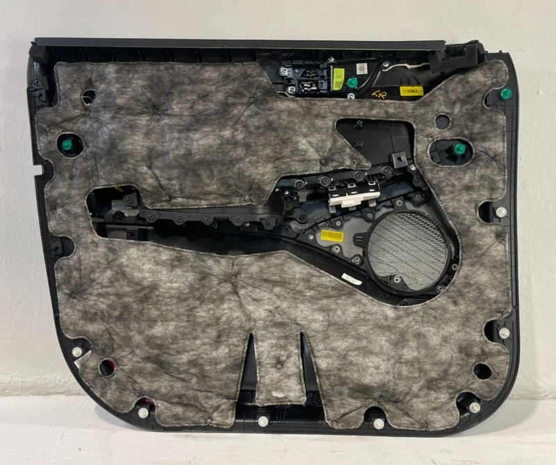 Load image into Gallery viewer, 2020 - 2022 HYUNDAI PALISADE FRONT RIGHT SIDE INTERIOR DOOR TRIM PANEL # 100874