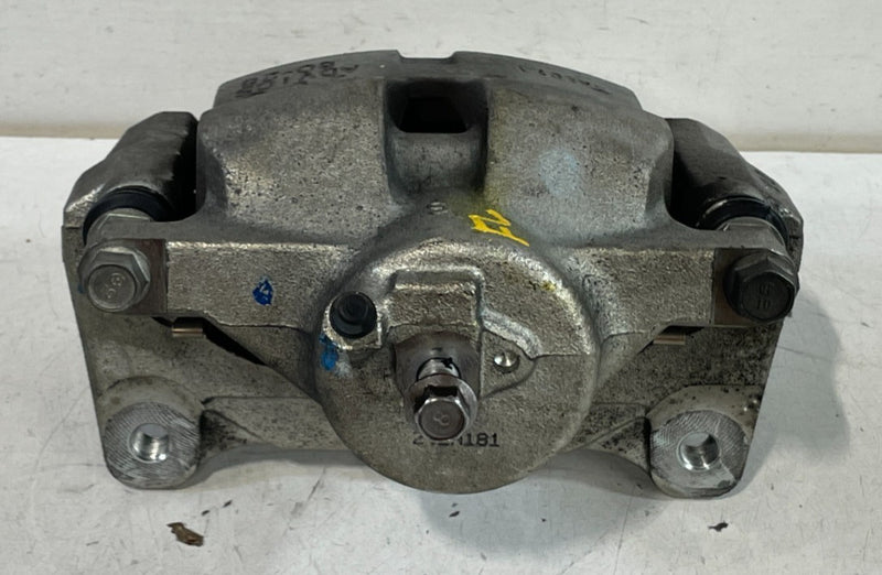 Load image into Gallery viewer, 2019 - 25 TOYOTA CAMRY AVALON RAV4 FRONT LEFT BRAKE CALIPER W/ BRAKE PADS #99448