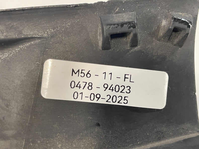 Load image into Gallery viewer, 11-19 M56 M37 M35h Q70 FRONT RIGHT SIDE FENDER SEAL COVER TRIM MOLDING # 94023