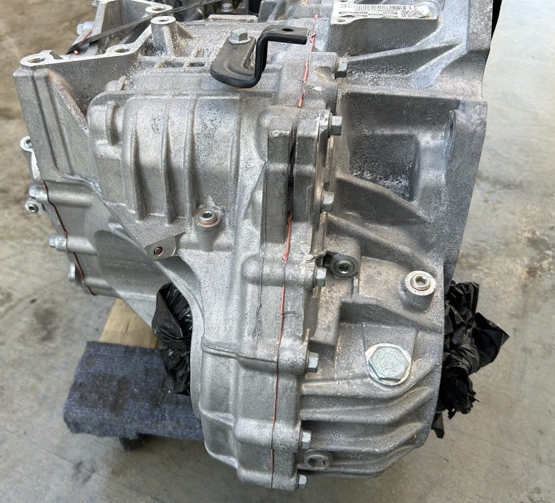Load image into Gallery viewer, HYUNDAI PALISADE FWD AUTO TRANSMISSION ASSEMBLY 44K MILES 3.8L 22-25 #NB1-TRU484