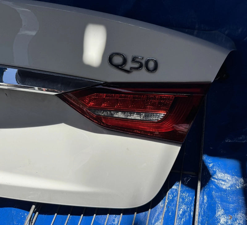 Load image into Gallery viewer, INFINITI Q50 TRUNK LID DECK TAIL GATE HATCH ASSEMBLY WHITE 18-20 # OR15-TRS340