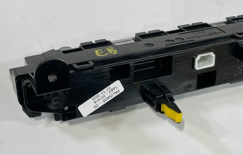 Load image into Gallery viewer, 2020 - 2022 HYUNDAI PALISADE DASH DASHBOARD RADIO CONTROL MULTI SWITCH # 101318