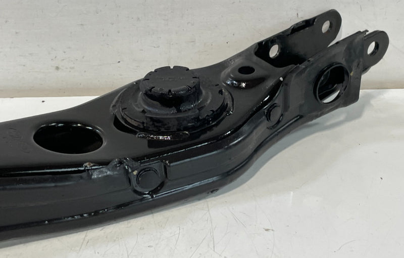 Load image into Gallery viewer, 2020-2025 HYUNDAI PALISADE REAR LEFT SIDE LOWER CONTROL ARM SPRING PERCH #102374