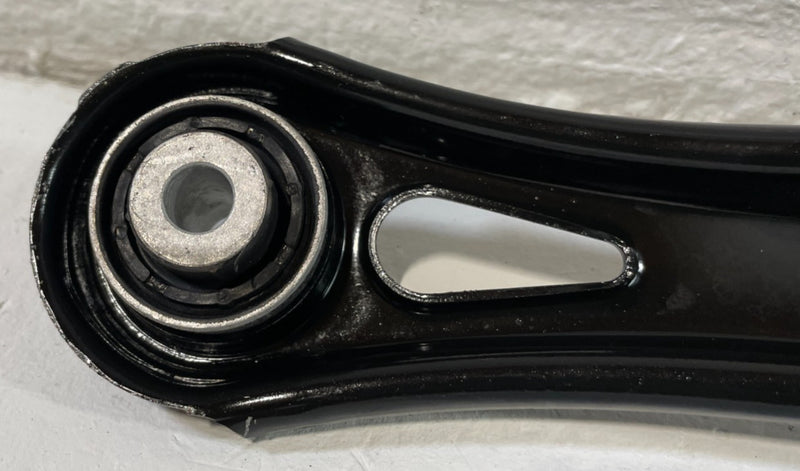 Load image into Gallery viewer, 20-25 CADILLAC CT5 REAR LH OR RH SIDE LOWER ADJUSTER LINK CONTROL ARM # 104988