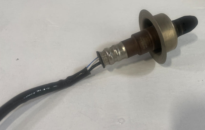 Load image into Gallery viewer, 16-23 INFINITI Q50, 17-22 Q60 FRONT AIR FUEL RATIO OXYGEN O2 SENSOR 3.0L # 88944