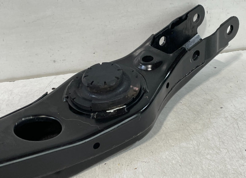 Load image into Gallery viewer, 2021-2023 HYUNDAI SANTA FE REAR RIGHT SIDE LOWER CONTROL ARM SPRING PERCH 101488