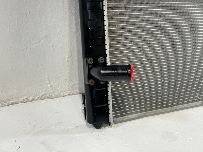 Load image into Gallery viewer, 08 - 17 INFINITI FX35 EX35 QX70 RADIATOR ASSEMBLY AUTOMATIC TRANSMISSION # 97308