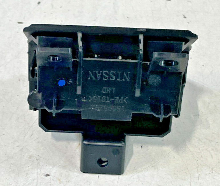Load image into Gallery viewer, 2019 - 2021 INFINITI QX50 CENTER CONSOLE ARMREST HANDLE RELEASE BUTTON # 98823