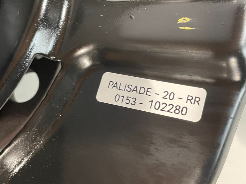 Load image into Gallery viewer, 2020-25 HYUNDAI PALISADE FWD REAR RIGHT SPINDLE KNUCKLE W/ BEARING HUB # 102280