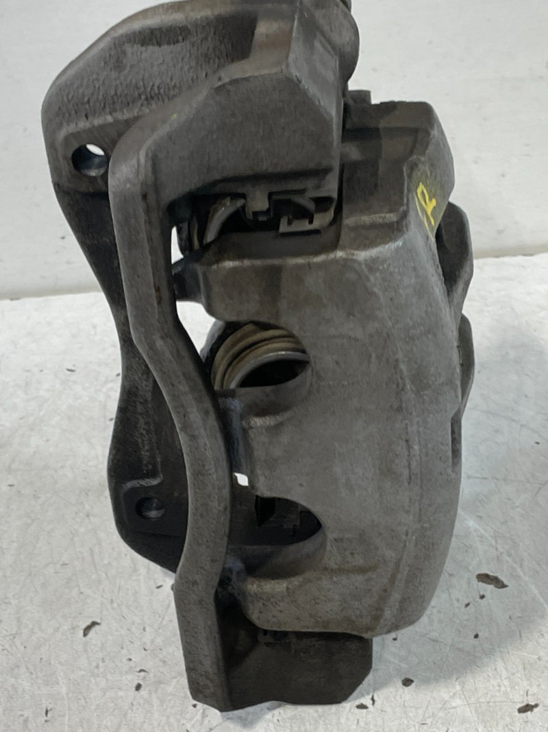 Load image into Gallery viewer, 2020-2025 HYUNDAI PALISADE FRONT RIGHT SIDE BRAKE CALIPER W/O BRAKE PADS #101359