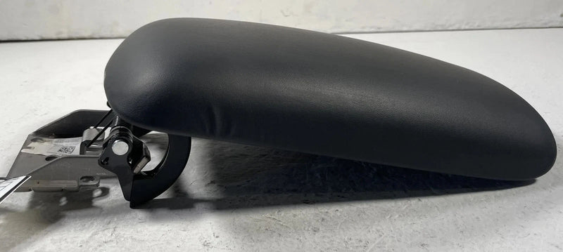 Load image into Gallery viewer, 21-23 HYUNDAI SANTA FE CENTER CONSOLE ARM REST ARMREST LID COVER BLACK # 107963