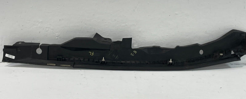 Load image into Gallery viewer, 11-19 M56 M37 M35h Q70 FRONT RIGHT SIDE FENDER SEAL COVER TRIM MOLDING # 94023