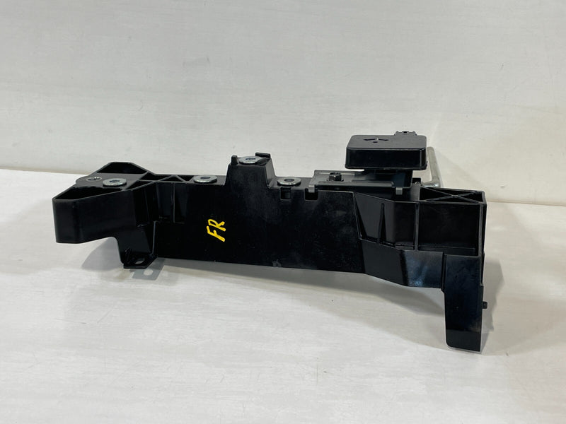 Load image into Gallery viewer, 14-23 INFINITI Q50 Q60 RIGHT RADIATOR CORE SUPPORT FENDER MOUNTING BRACKET 90385