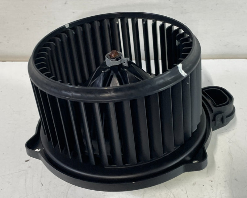 Load image into Gallery viewer, 2022-2025 HYUNDAI PALISADE FRONT DASH AC A/C HEATER BLOWER W/ FAN MOTOR # 104132