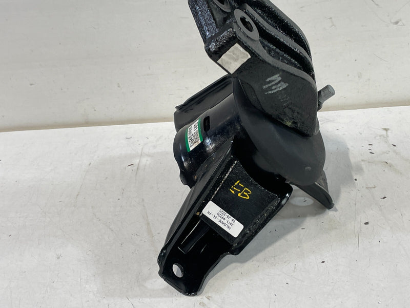 Load image into Gallery viewer, 20-25 HYUNDAI PALISADE AWD FRONT RIGHT SIDE ENGINE MOUNT SUPPORT BRACKET # 99226