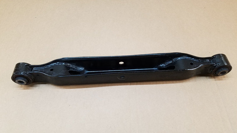 Load image into Gallery viewer, ⭐⭐ OEM 17-21 NISSAN ROGUE SPORT REAR LEFT DRIVER SIDE LOWER TRAILING CONTROL ARM