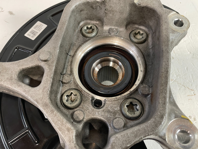 Load image into Gallery viewer, 2020-25 HYUNDAI PALISADE AWD FRONT LEFT SPINDLE KNUCKLE W/ BEARING HUB # 104754