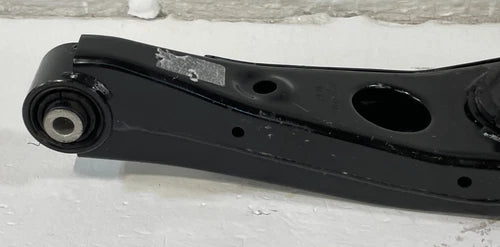 Load image into Gallery viewer, 2021-2023 HYUNDAI SANTA FE REAR RIGHT SIDE LOWER CONTROL ARM SPRING PERCH 101951