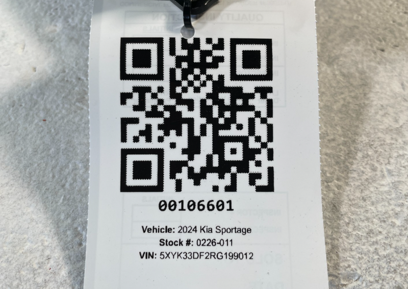 Load image into Gallery viewer, 2023- 2025 KIA SPORTAGE WIRELESS CHARGING PAD ASSEMBLY 95560-P1000 2.5L # 106601
