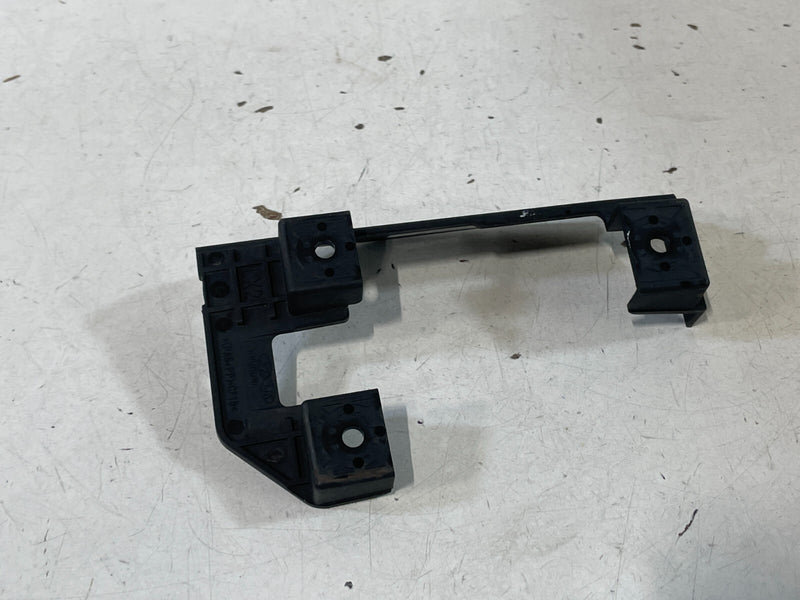 Load image into Gallery viewer, 20-22 HYUNDAI PALISADE REAR LEFT BLIND SPOT RADAR SENSOR MODULE BRACKET # 99160
