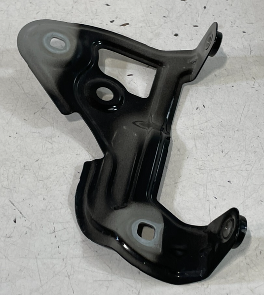 2019-2024 BMW 330i 330e FRONT RIGHT SIDE FENDER REARWARD SUPPORT BRACKET