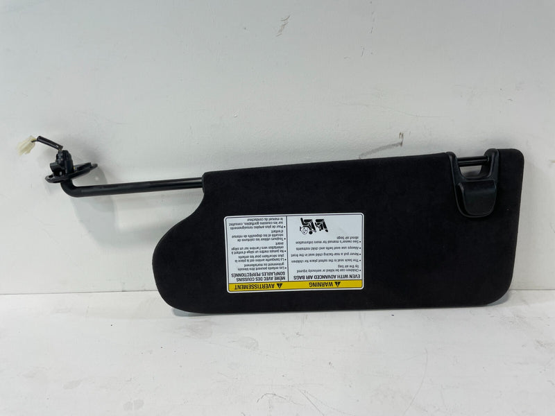 Load image into Gallery viewer, 2019 - 2020 INFINITI QX50 RIGHT PASSENGER SIDE SUNVISOR SUN VISOR # 81136
