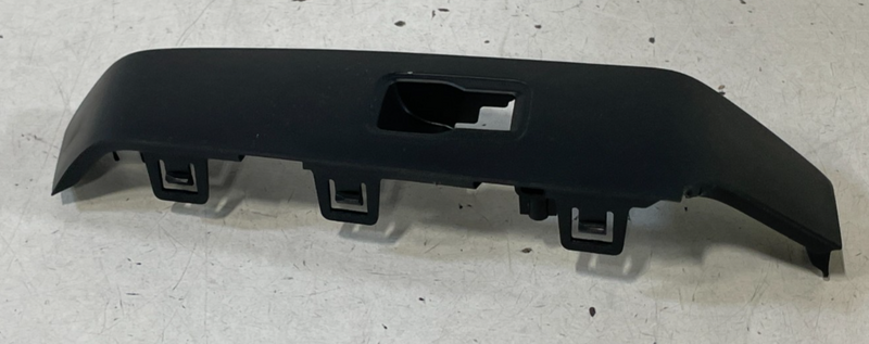 Load image into Gallery viewer, 2022 - 2025 HONDA CIVIC REAR RIGHT SIDE POWER DOOR WINDOW SWITCH BEZEL # 99976
