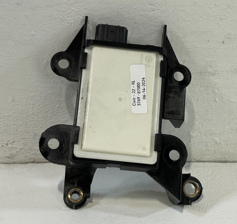 Load image into Gallery viewer, 22-23 HONDA CIVIC EX SEDAN REAR LEFT BLIND SPOT RADAR CONTROL MODULE 1.5L #87000
