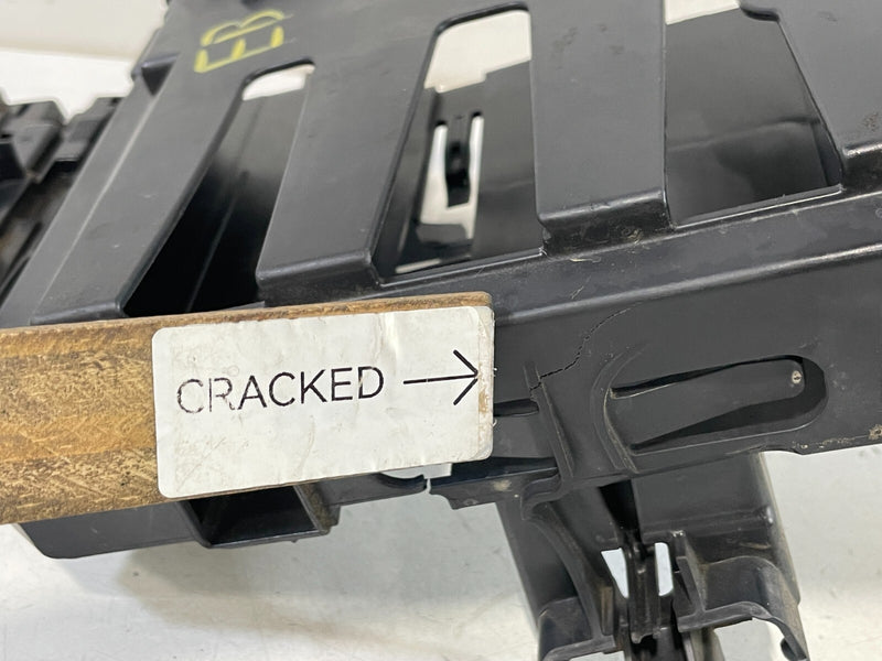 Load image into Gallery viewer, 19-20 BMW 330i 330i xDrive INTEGRATED POWER SUPPLY MODULE HOLDER BRACKET #98425D
