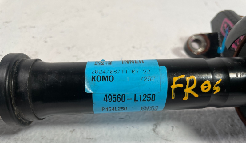 Load image into Gallery viewer, 24-25 HYUNDAI TUCSON SANTA CRUZ AWD FRONT RIGHT INTERMEDIATE AXLE SHAFT # 105950
