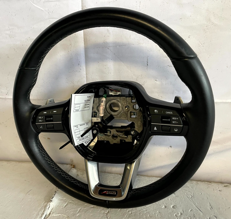 Load image into Gallery viewer, 23-25 ACURA INTEGRA STEERING WHEEL BLACK LEATHER W/ CONTROL SWITCHES 1.5L 106706
