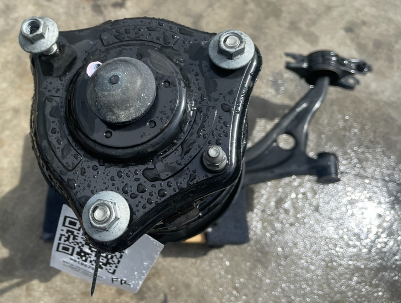 Load image into Gallery viewer, 2023-2025 ACURA INTEGRA FRONT RIGHT SIDE SUSPENSION KNEE ASSEMBLY 1.5L #106755

