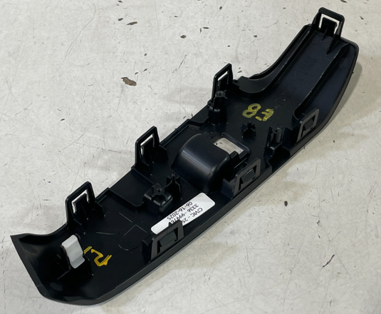 2022 - 2025 HONDA CIVIC REAR RIGHT SIDE POWER DOOR WINDOW SWITCH BEZEL