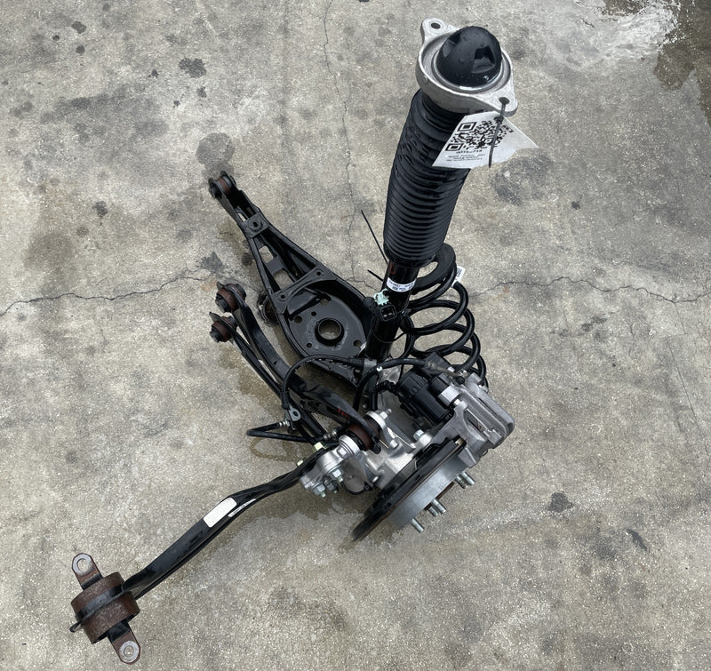 Load image into Gallery viewer, 2023 - 2025 ACURA INTEGRA REAR LEFT SIDE SUSPENSION KNEE ASSEMBLY 1.5L # 106758
