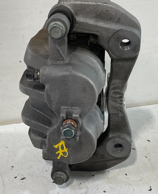 2020-2025 HYUNDAI PALISADE FRONT RIGHT SIDE BRAKE CALIPER W/ BRAKE PADS