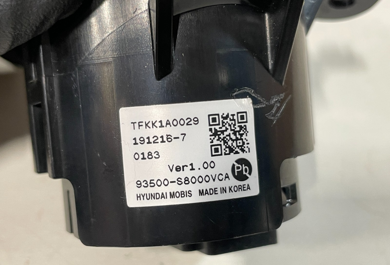 Load image into Gallery viewer, 2020-2022 HYUNDAI PALISADE ENGINE START STOP IGNITION PUSH BUTTON SWITCH #100833
