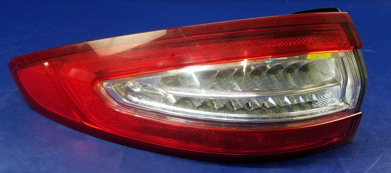 Load image into Gallery viewer, 13-16 FORD FUSION LEFT DRIVER SIDE TAIL LIGHT LAMP QUARTER PANEL MOUNTED # 71522
