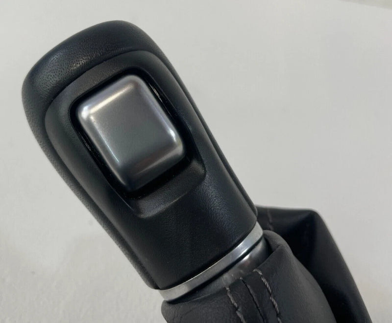 Load image into Gallery viewer, 22-24 HONDA CIVIC AUTOMATIC TRANSMISSION GEAR SHIFTER KNOB W/ BOOT COVER # 84473
