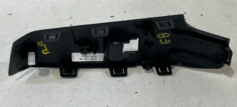 Load image into Gallery viewer, 2022 - 2025 HONDA CIVIC REAR RIGHT SIDE POWER DOOR WINDOW SWITCH BEZEL # 99976
