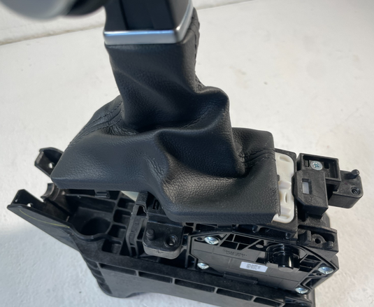2023 - 2025 KIA SPORTAGE GEAR SHIFTER FLOOR LEVER KNOB ASSEMBLY 2.5L
